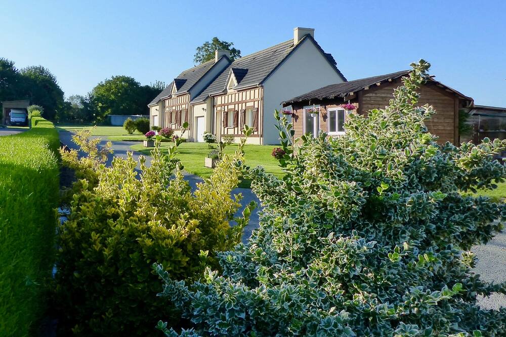 Photo of Outdoor in Le Val-Saint-Pere