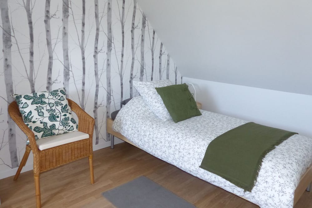 Photo of Bedroom in Le Val-Saint-Pere