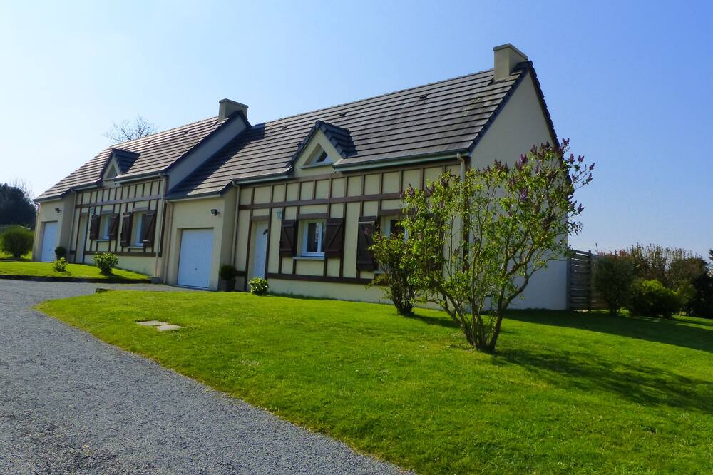 Photo of Outdoor in Le Val-Saint-Pere