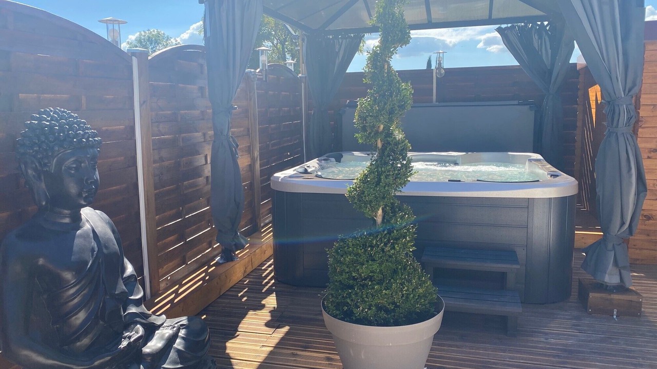 Photo of Bedroom in Montmarault