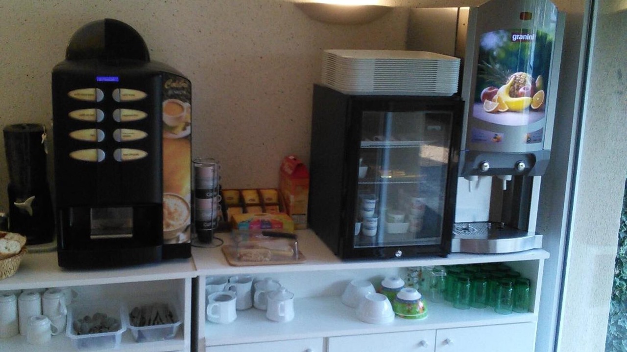 Photo of Others in Tronget