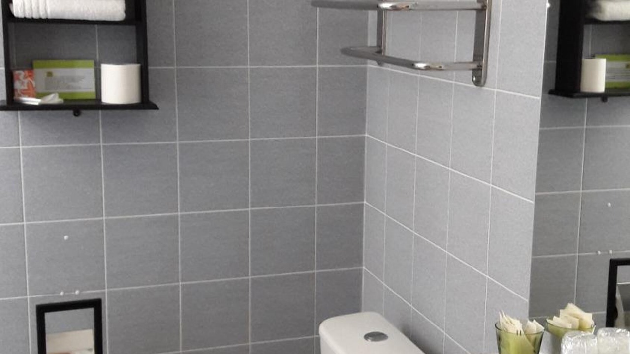 Photo of Others in Naves