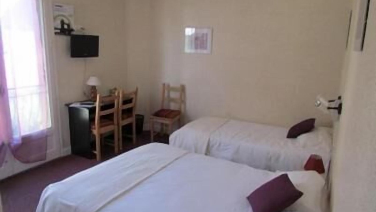 Photo of Bedroom in Naves