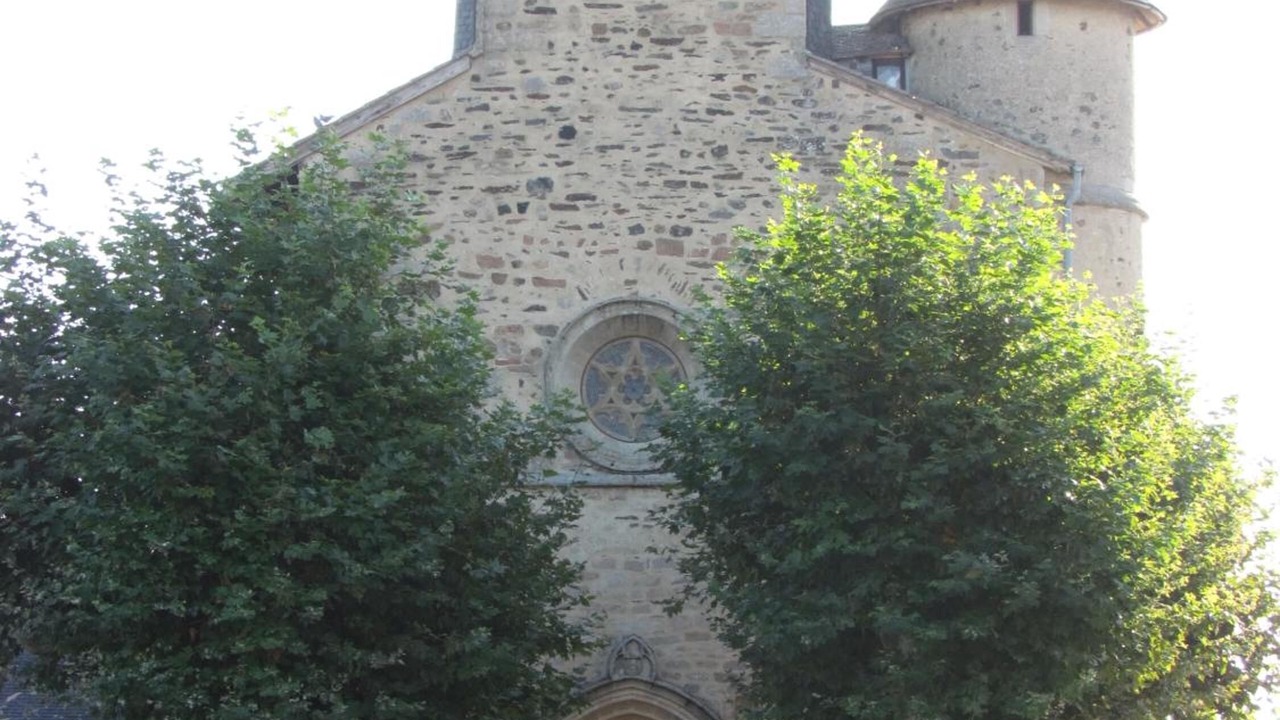 Photo of Outdoor in Naves