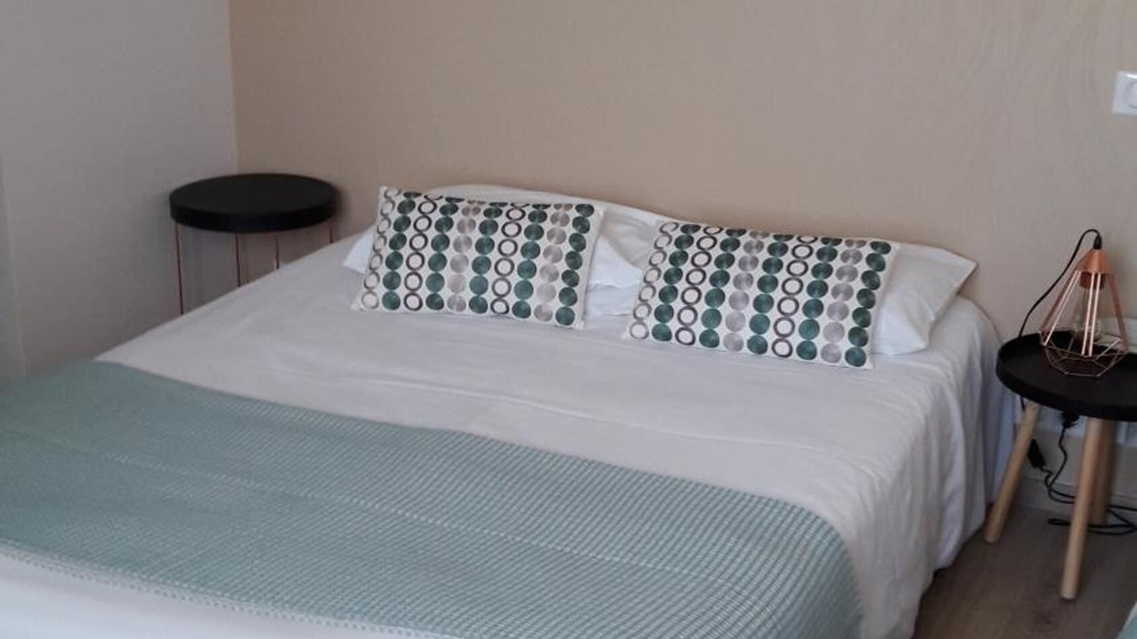 Photo of Others in Naves