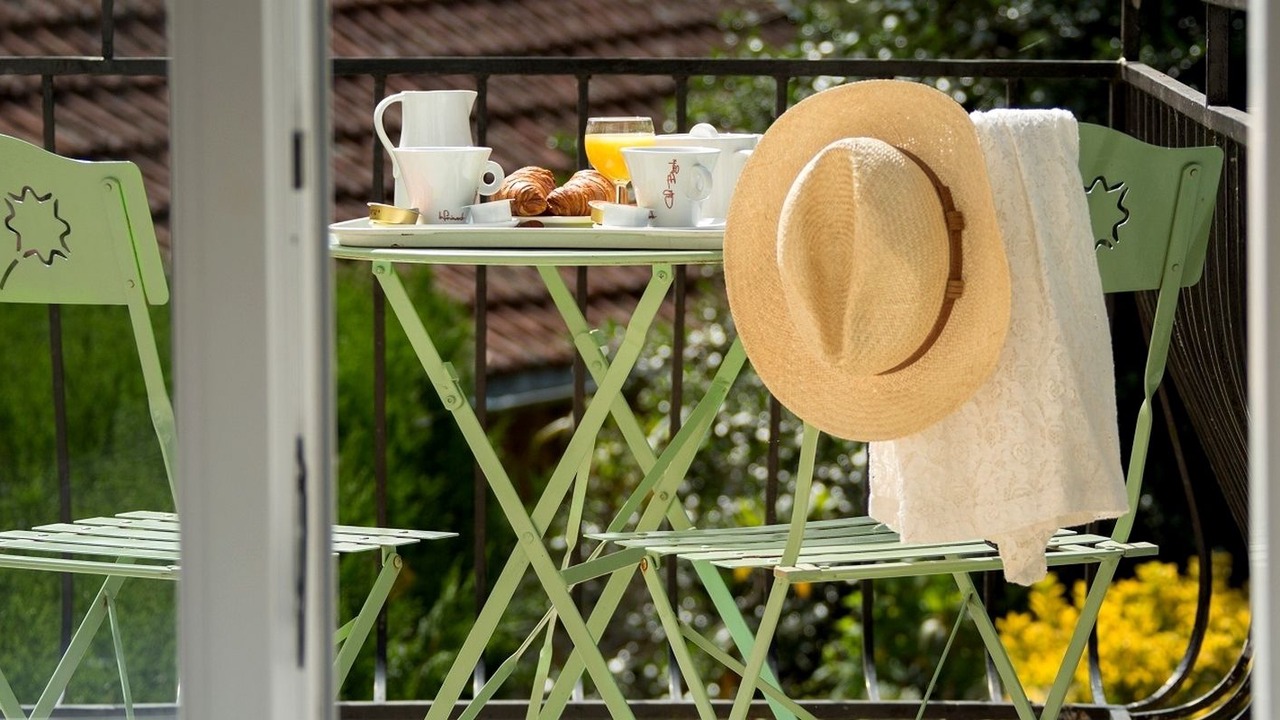 Photo of Others in Naves