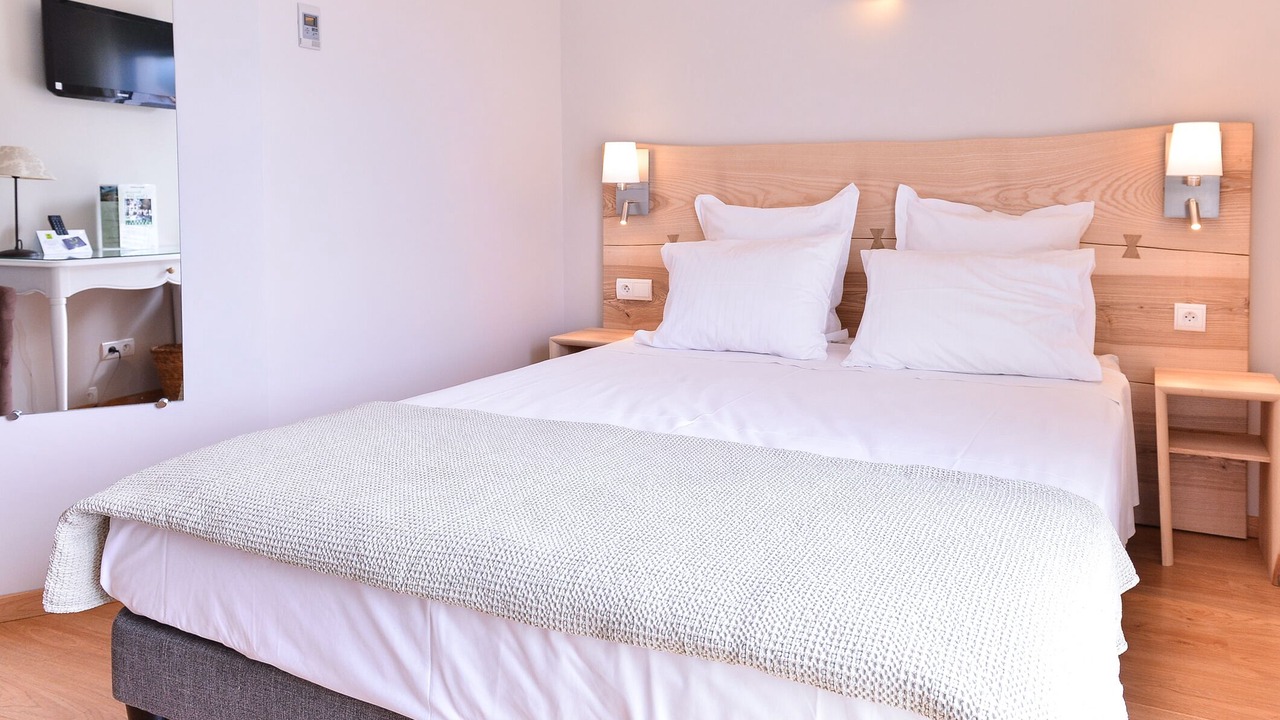 Photo of Bedroom in Rocher