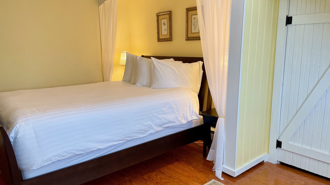 Photo of Bedroom in Ogunquit