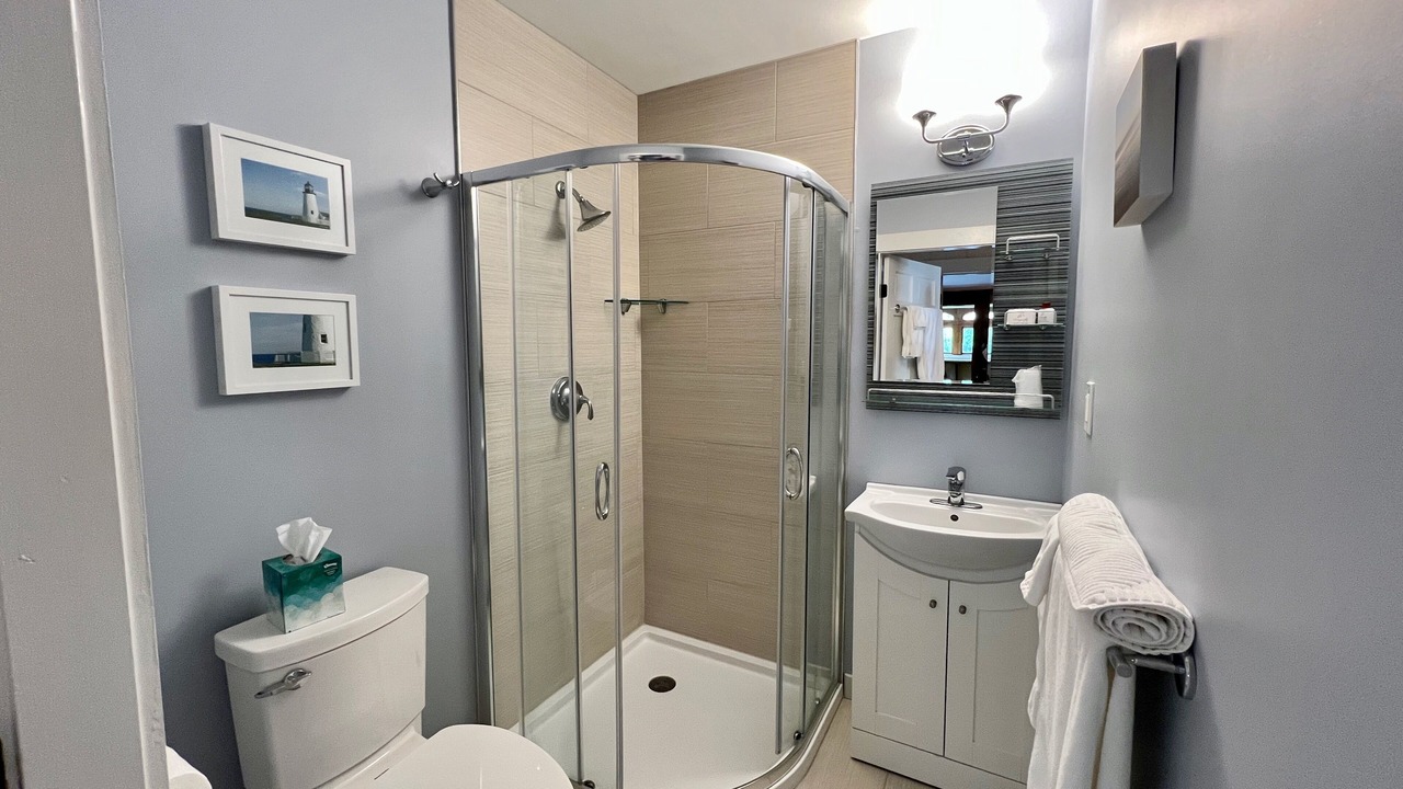 Photo of Bathroom in Ogunquit