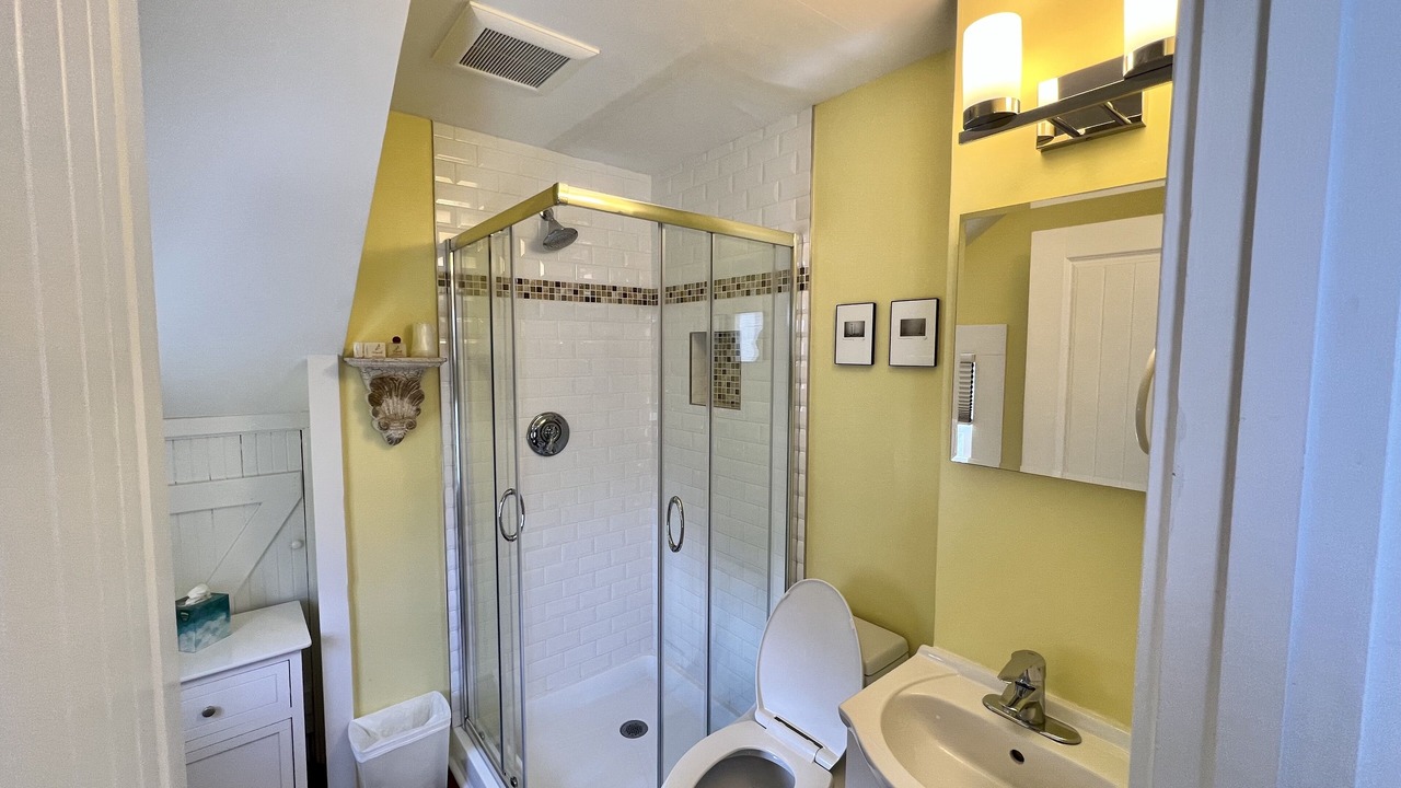 Photo of Bathroom in Ogunquit