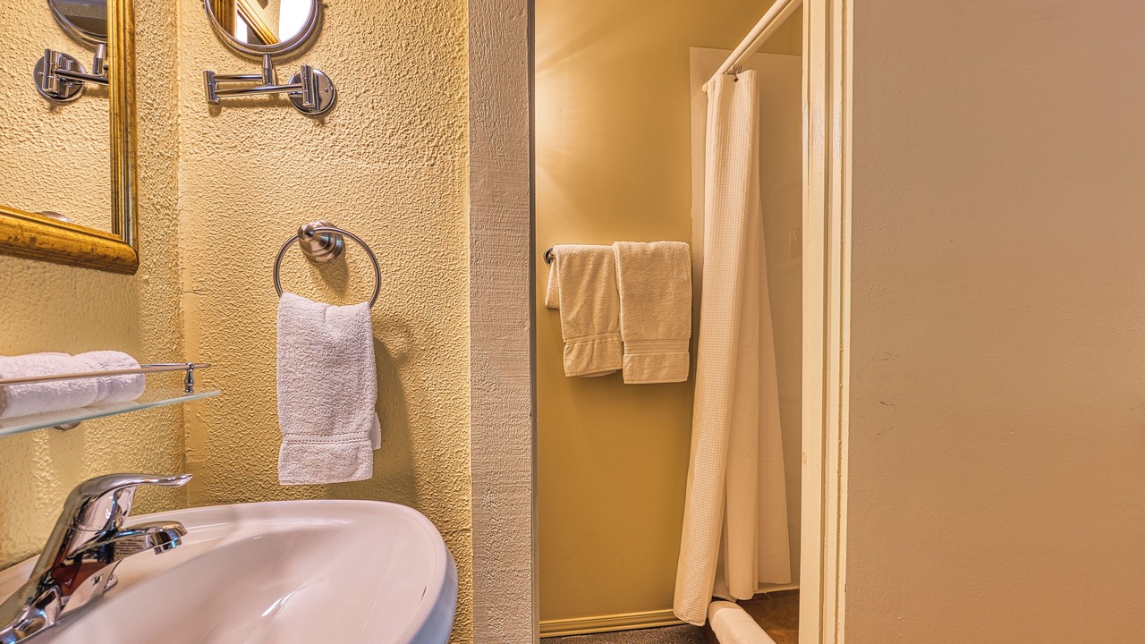 Photo of Bathroom in Stratford