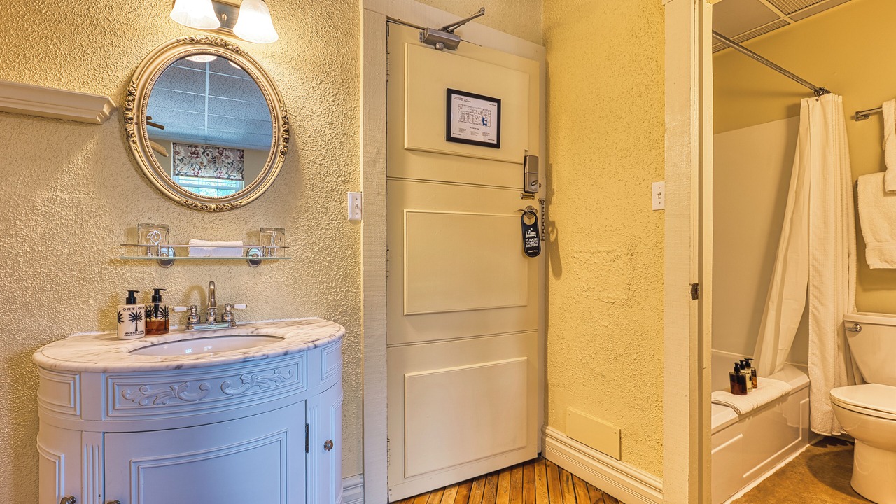 Photo of Bathroom in Stratford