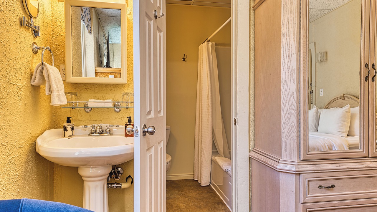 Photo of Bathroom in Stratford