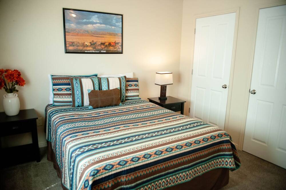 Photo of Bedroom in Blanding