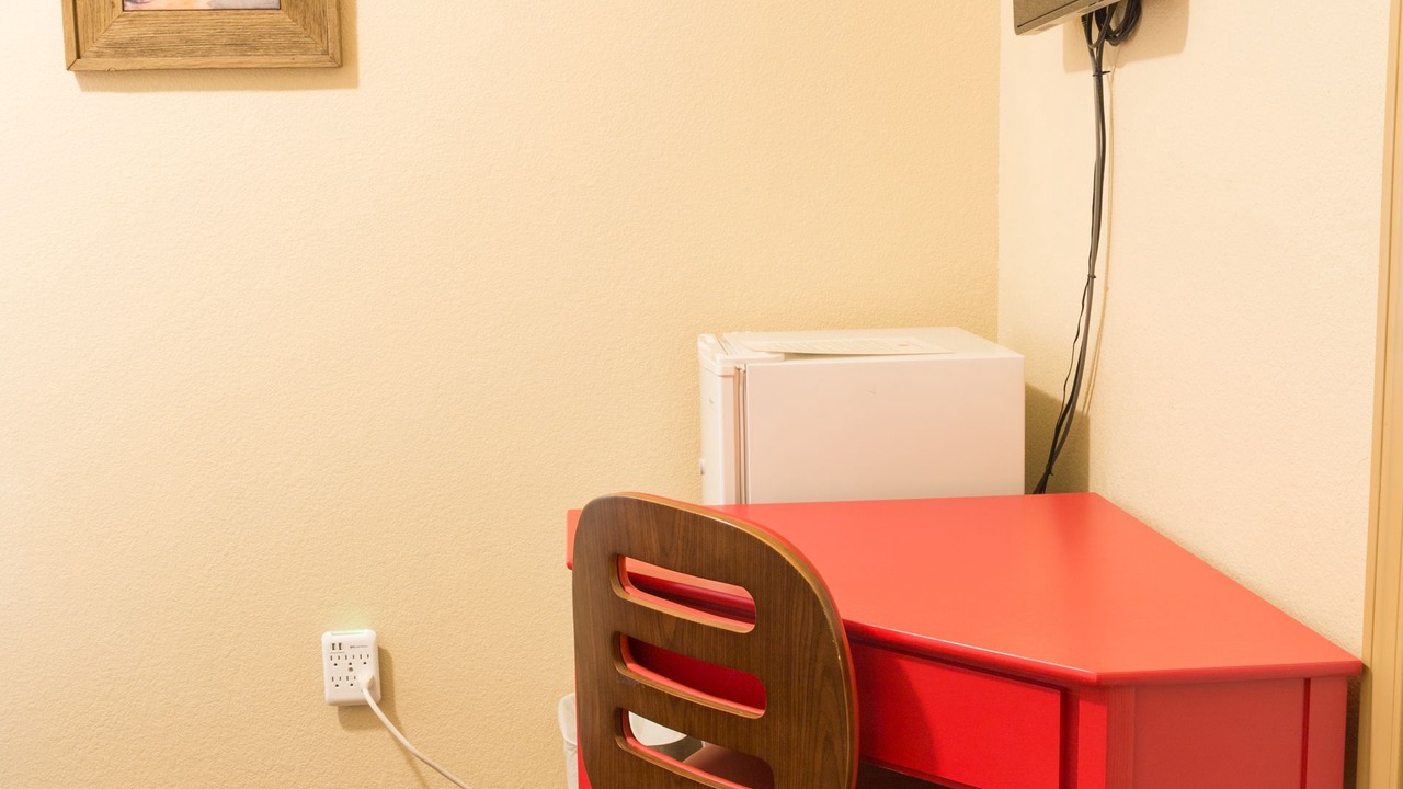 Photo of Bedroom in Cathlamet