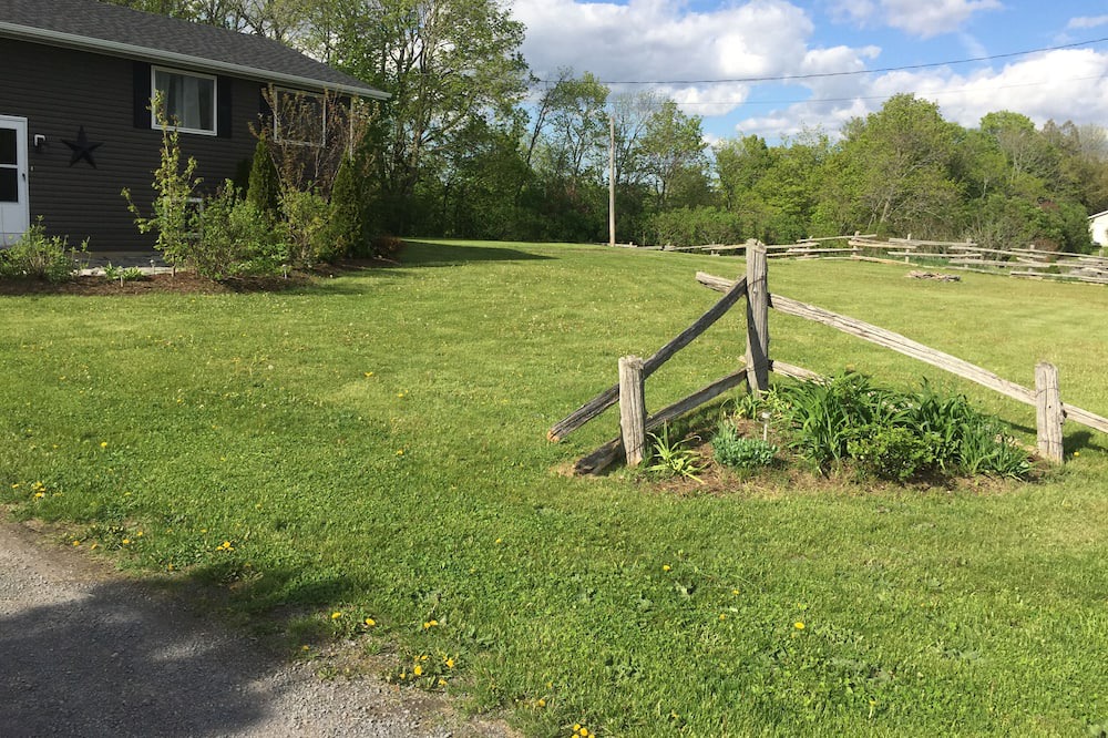 Photo of Outdoor in Carrying Place