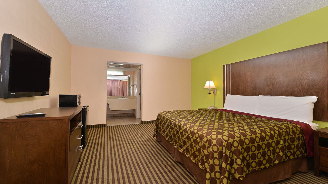Photo of Bedroom in Roswell