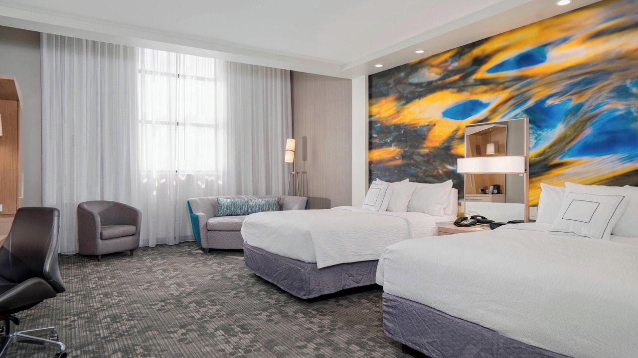 Photo of Others in Downtown Niagara Falls