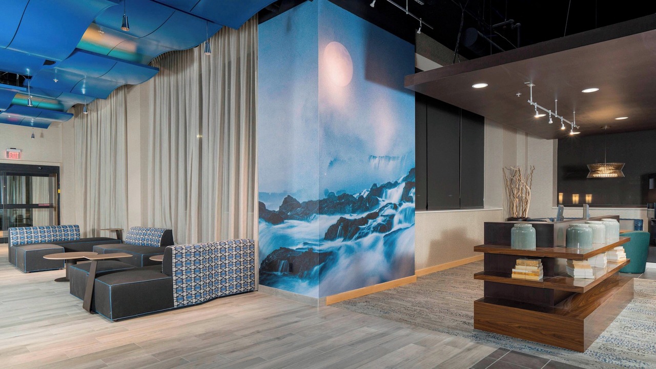 Photo of Others in Downtown Niagara Falls