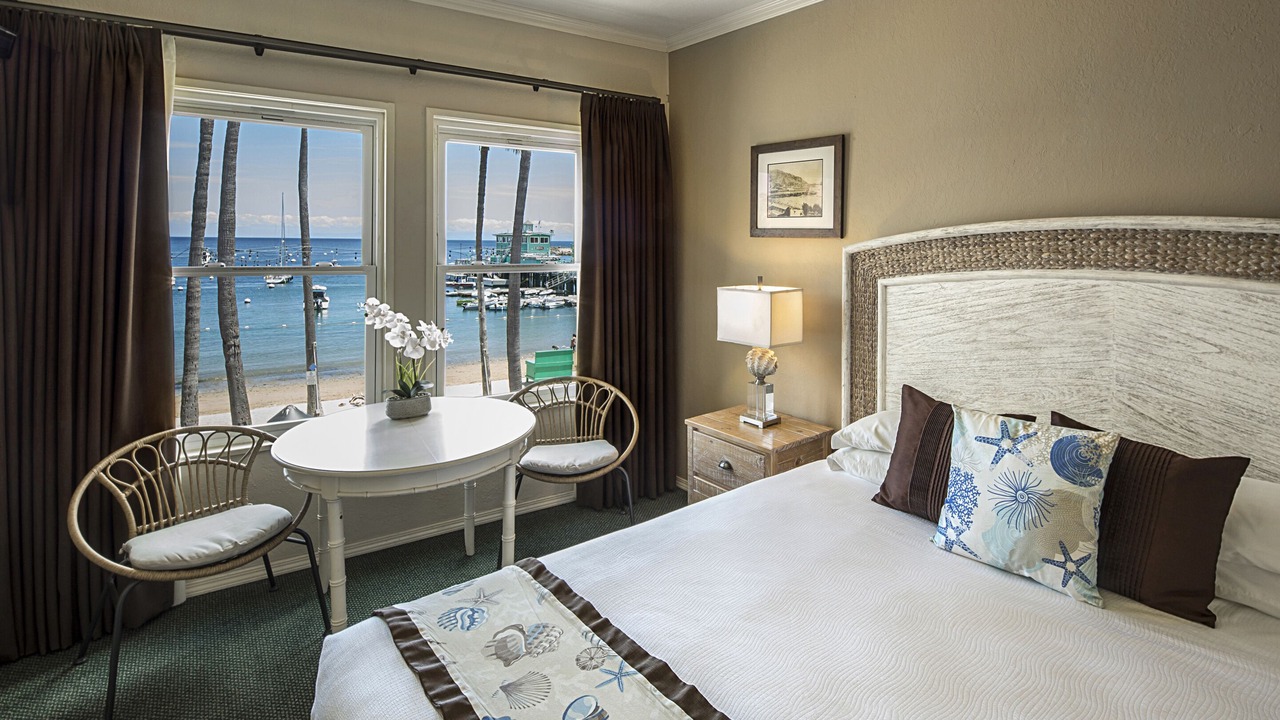 Photo of Bedroom in Avalon
