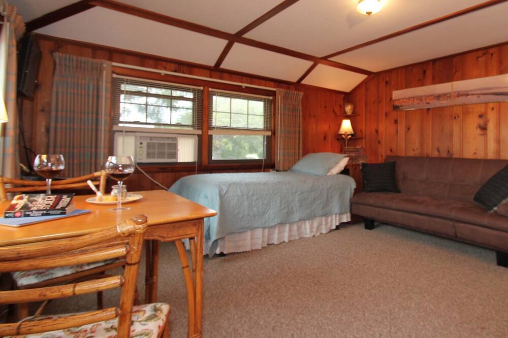 Photo of Bedroom in Rockport