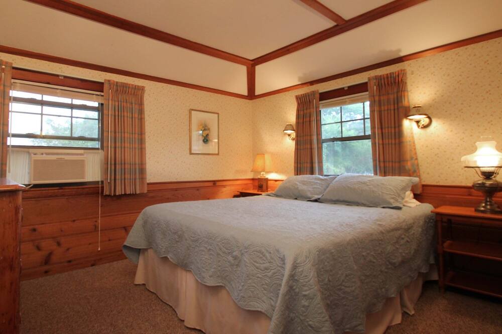 Photo of Bedroom in Rockport