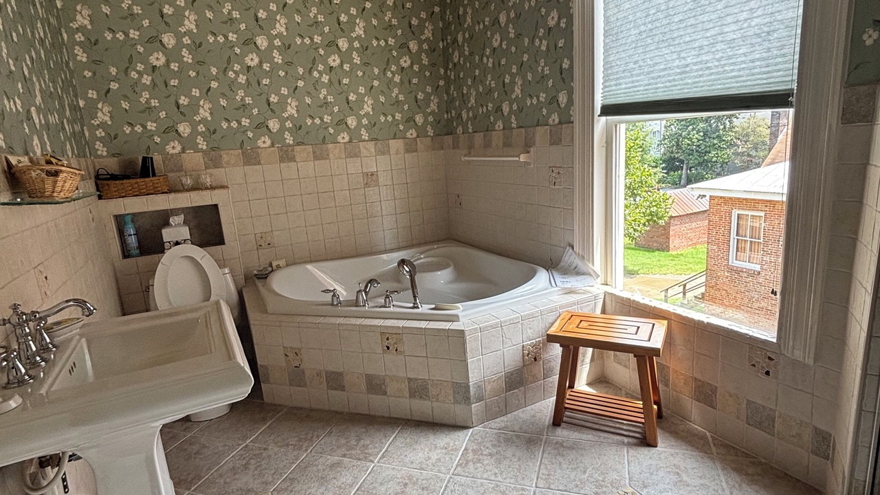 Photo of Bathroom in New Bern