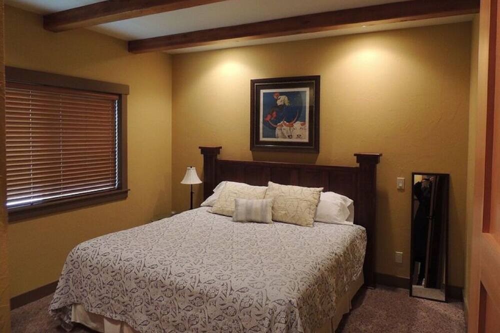 Photo of Bathroom in Davenport
