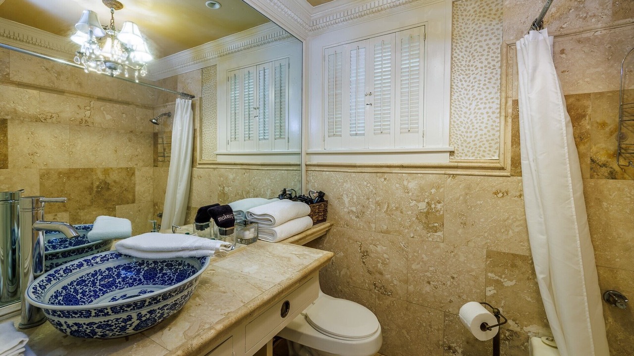 Photo of Bathroom in Gonzales