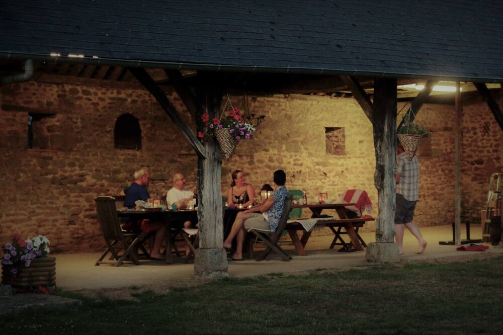 Photo of Outdoor in St Denis de Gastines