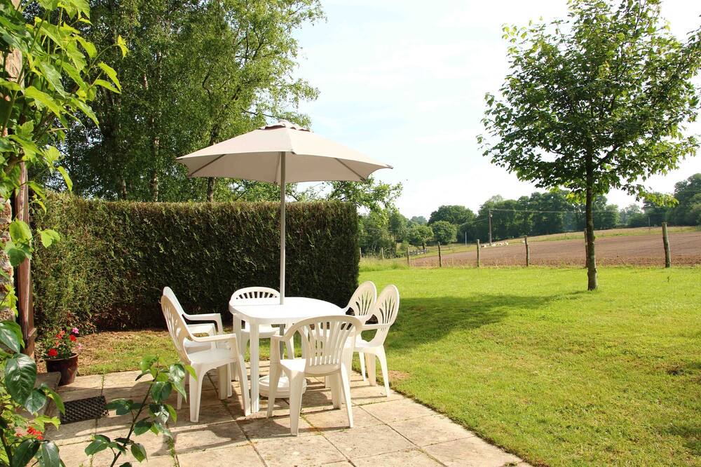 Photo of Outdoor in St Denis de Gastines