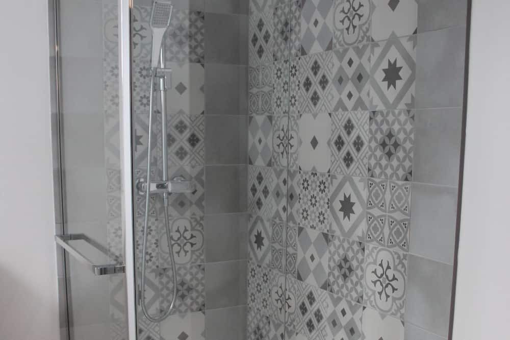 Photo of Bathroom in Saint-Pierre-de-Plesguen
