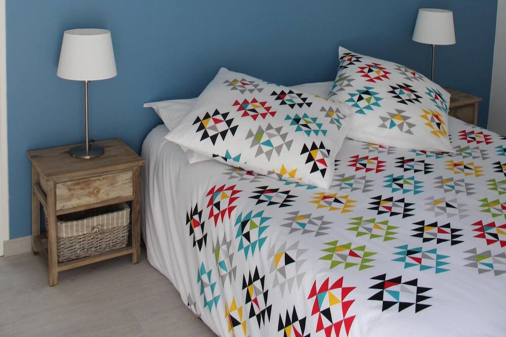 Photo of Bedroom in Saint-Pierre-de-Plesguen