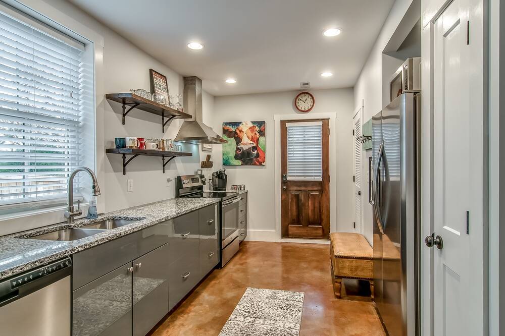 Photo of Kitchen in Urbandale Nations