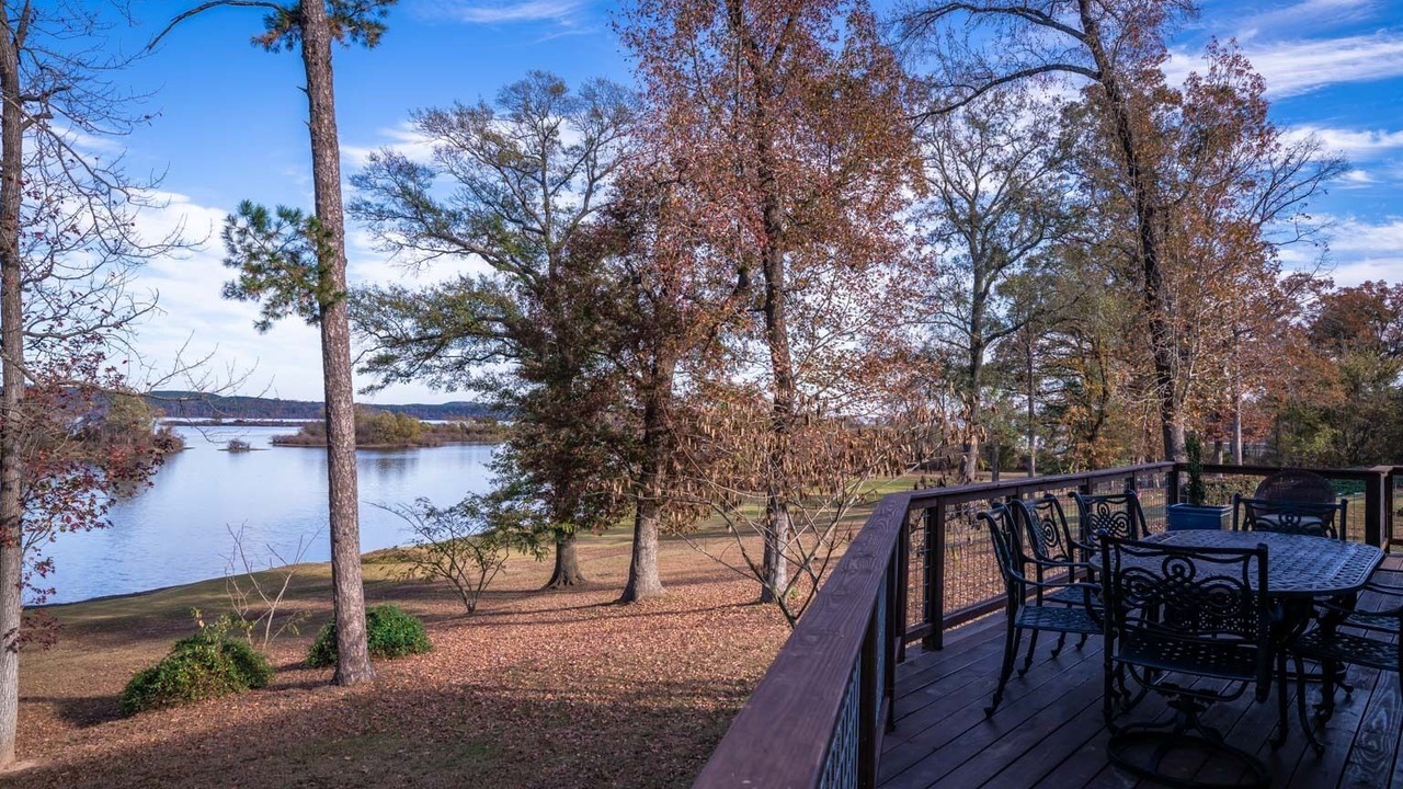 Photo of Outdoor in Ore City