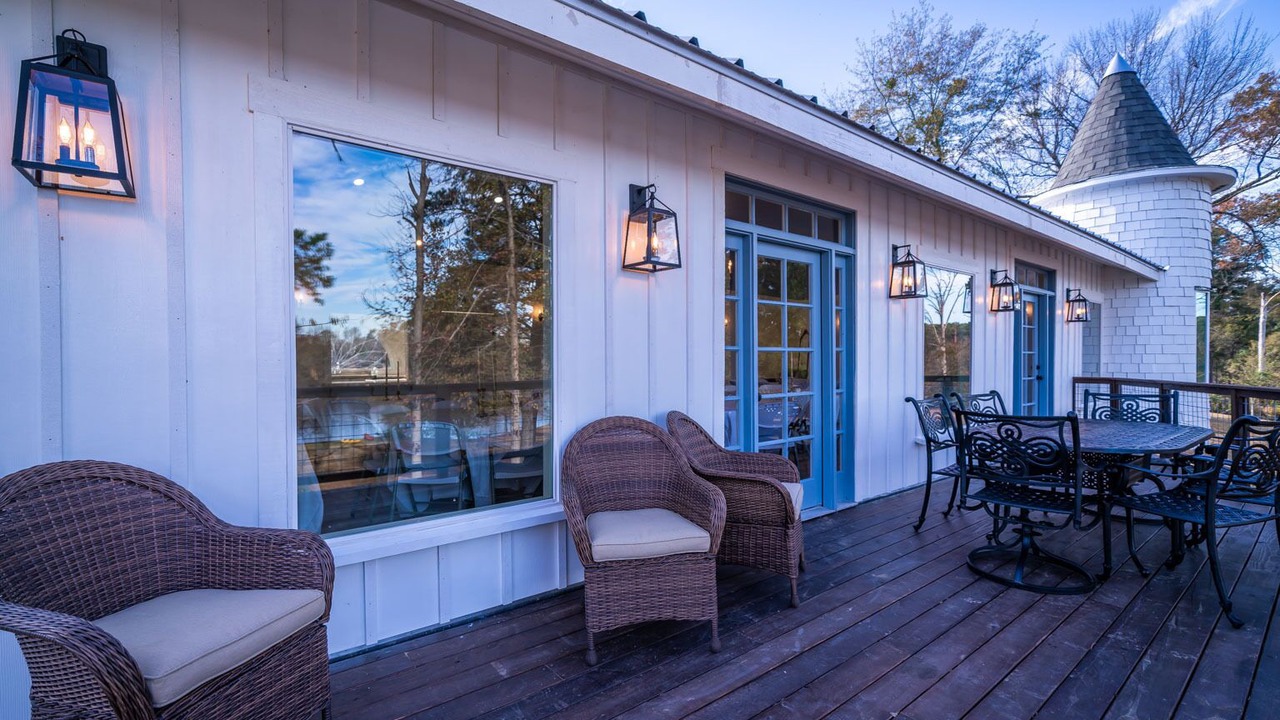 Photo of Patio Balcony in Ore City
