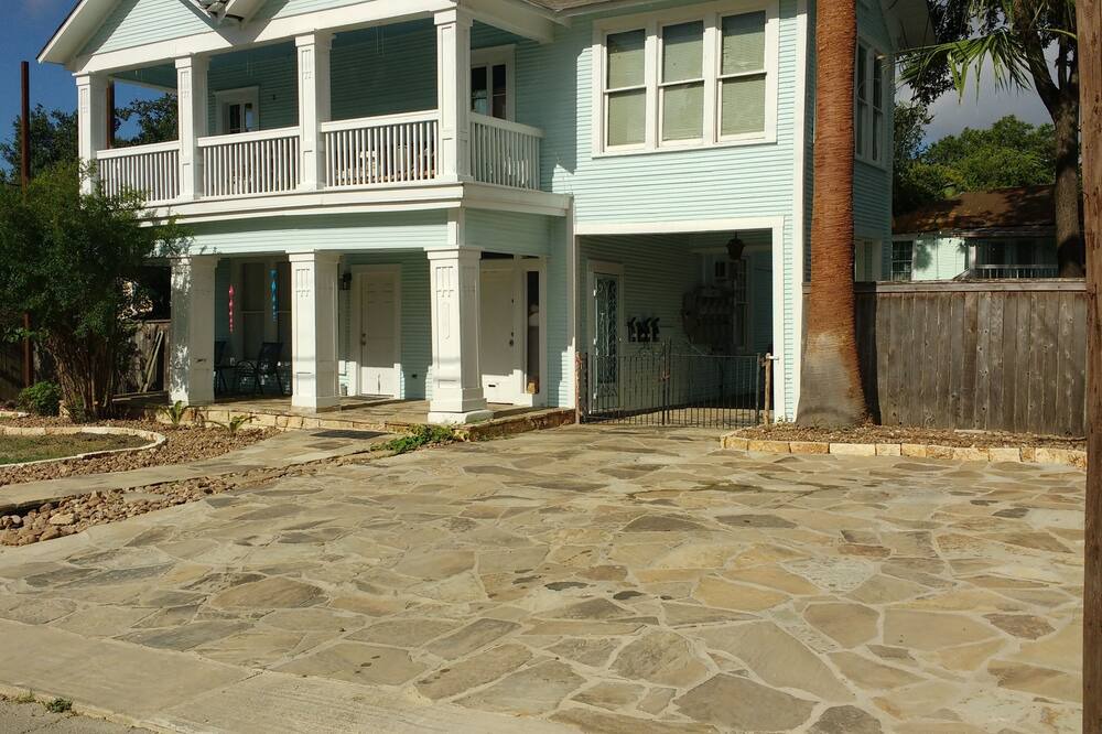 Photo of Outdoor in Alta Vista