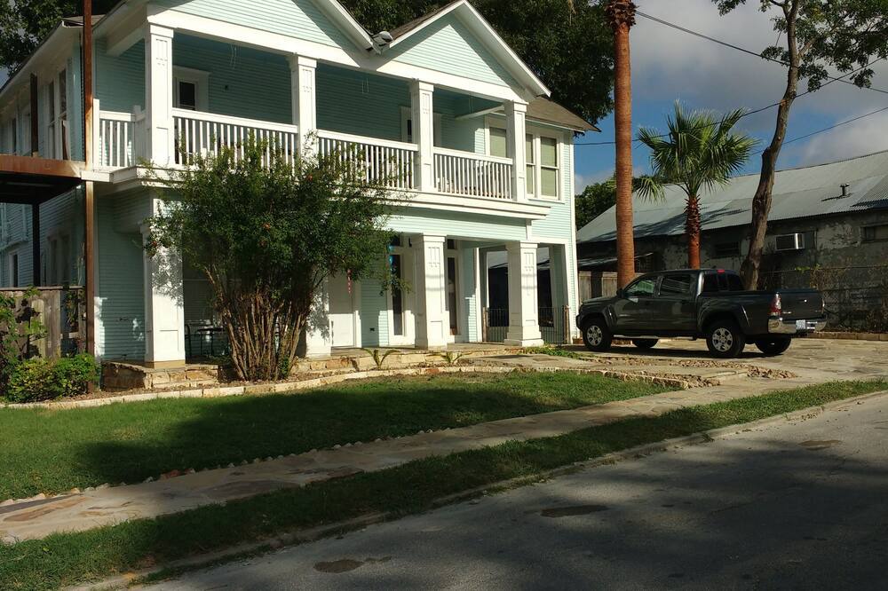 Photo of Outdoor in Alta Vista
