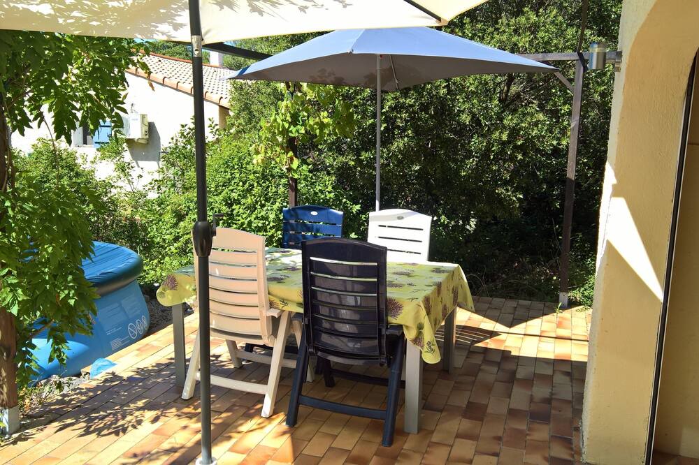 Photo of Patio Balcony in Mejannes-le-Clap