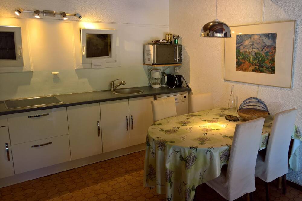 Photo of Kitchen in Mejannes-le-Clap