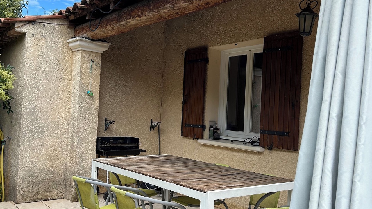 Photo of Patio Balcony in Bagnols-sur-Ceze