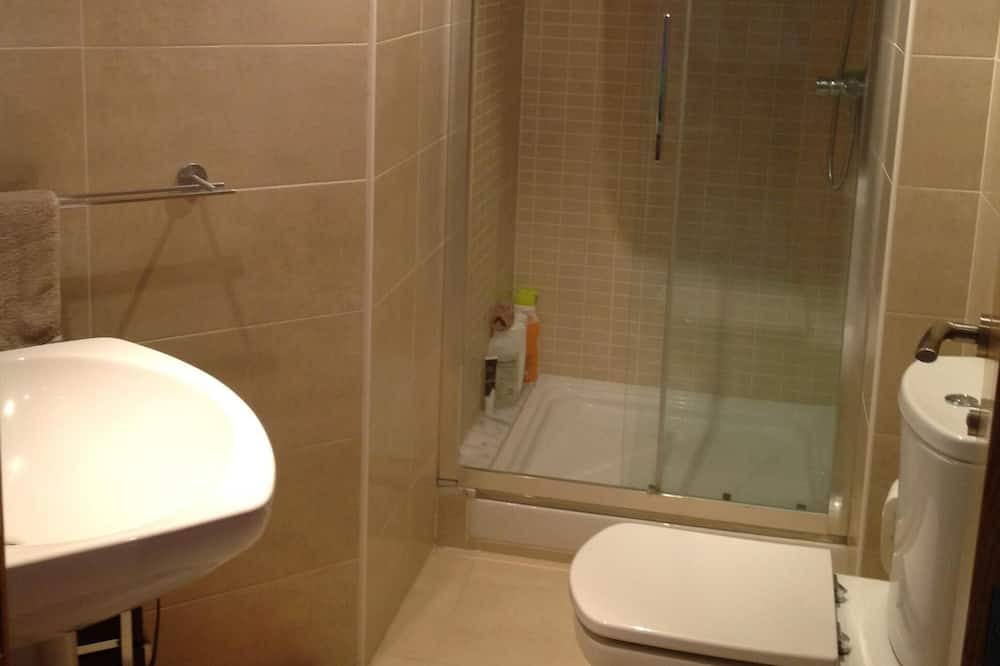 Photo of Bathroom in Benicalap