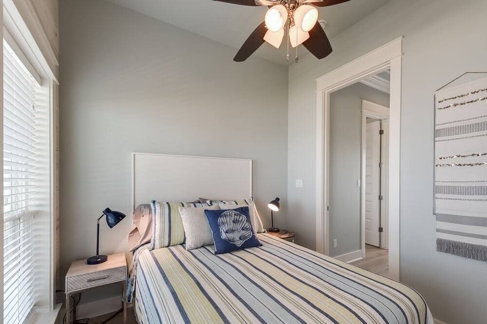 Photo of Bathroom in Crystal Beach