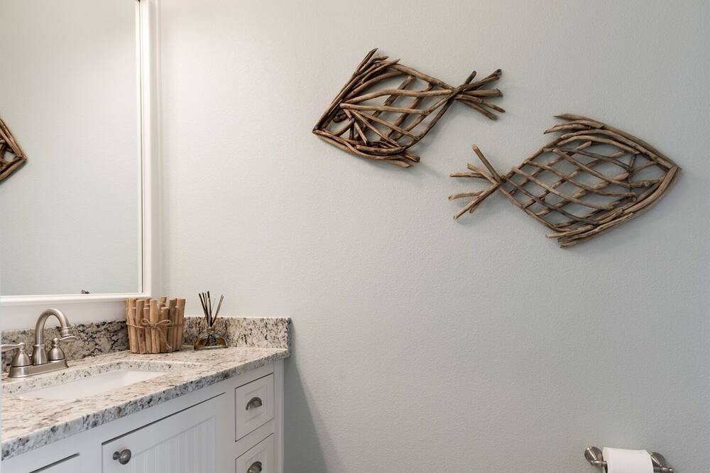 Photo of Bathroom in Crystal Beach