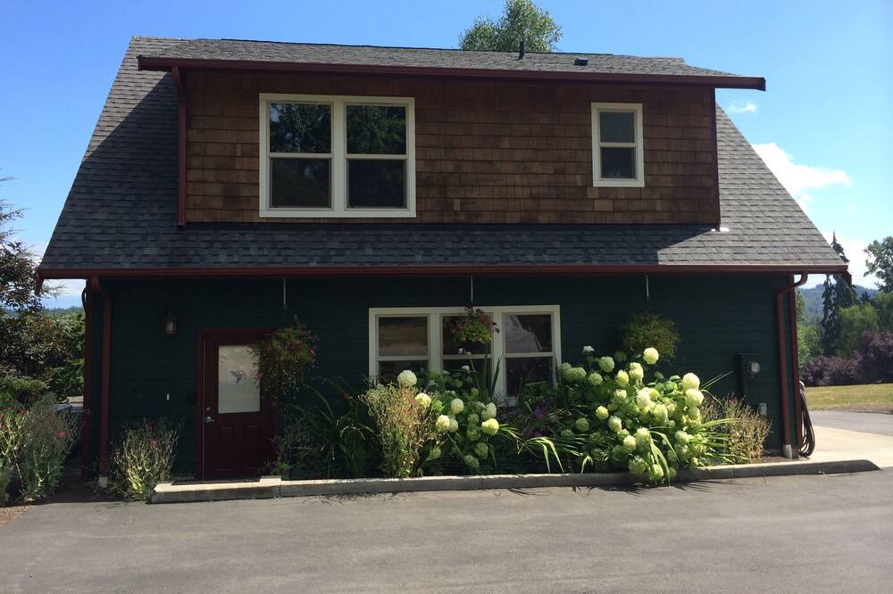 Photo of Others in Snohomish