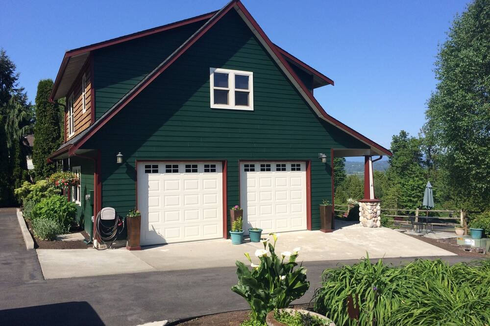 Photo of Others in Snohomish