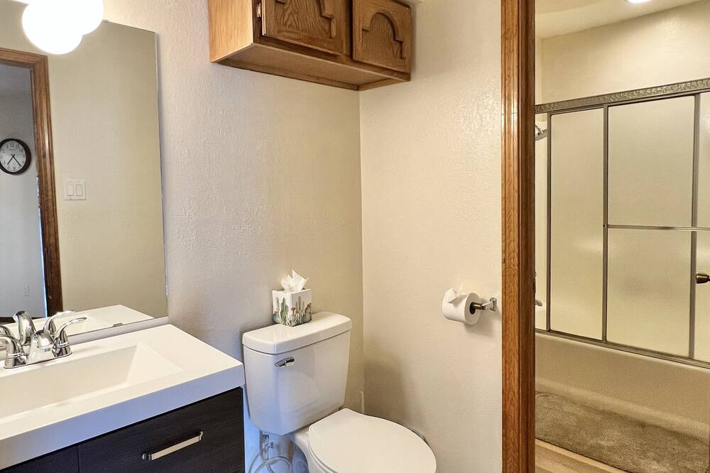 Photo of Bathroom in Ruidoso