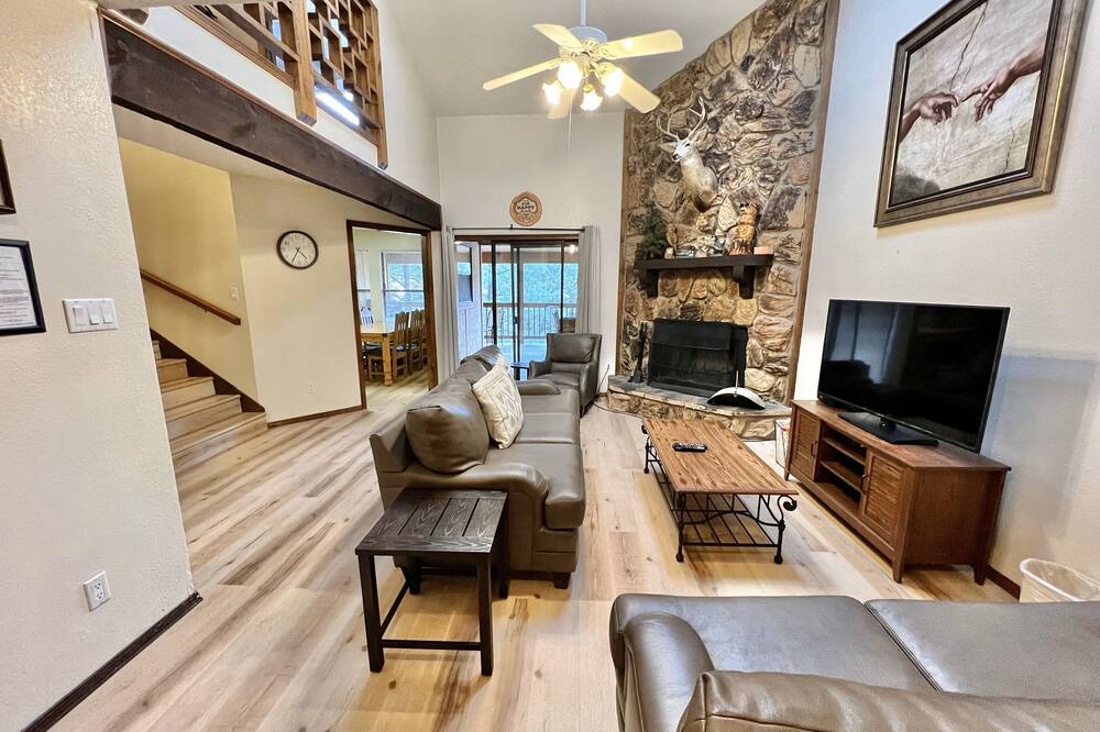 Photo of Livingroom in Ruidoso