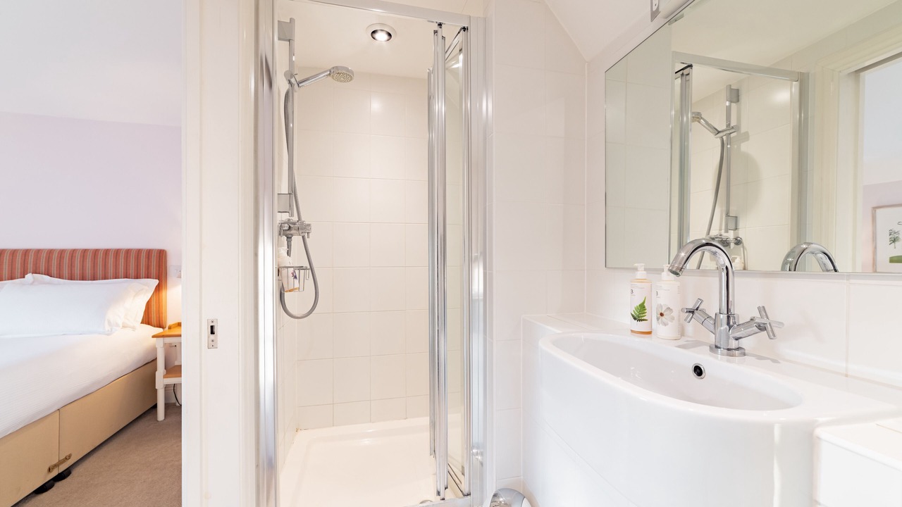 Photo of Bathroom in Hurstbourne Tarrant