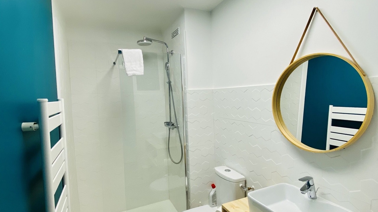 Photo of Bathroom in Le Grau-Du-Roi